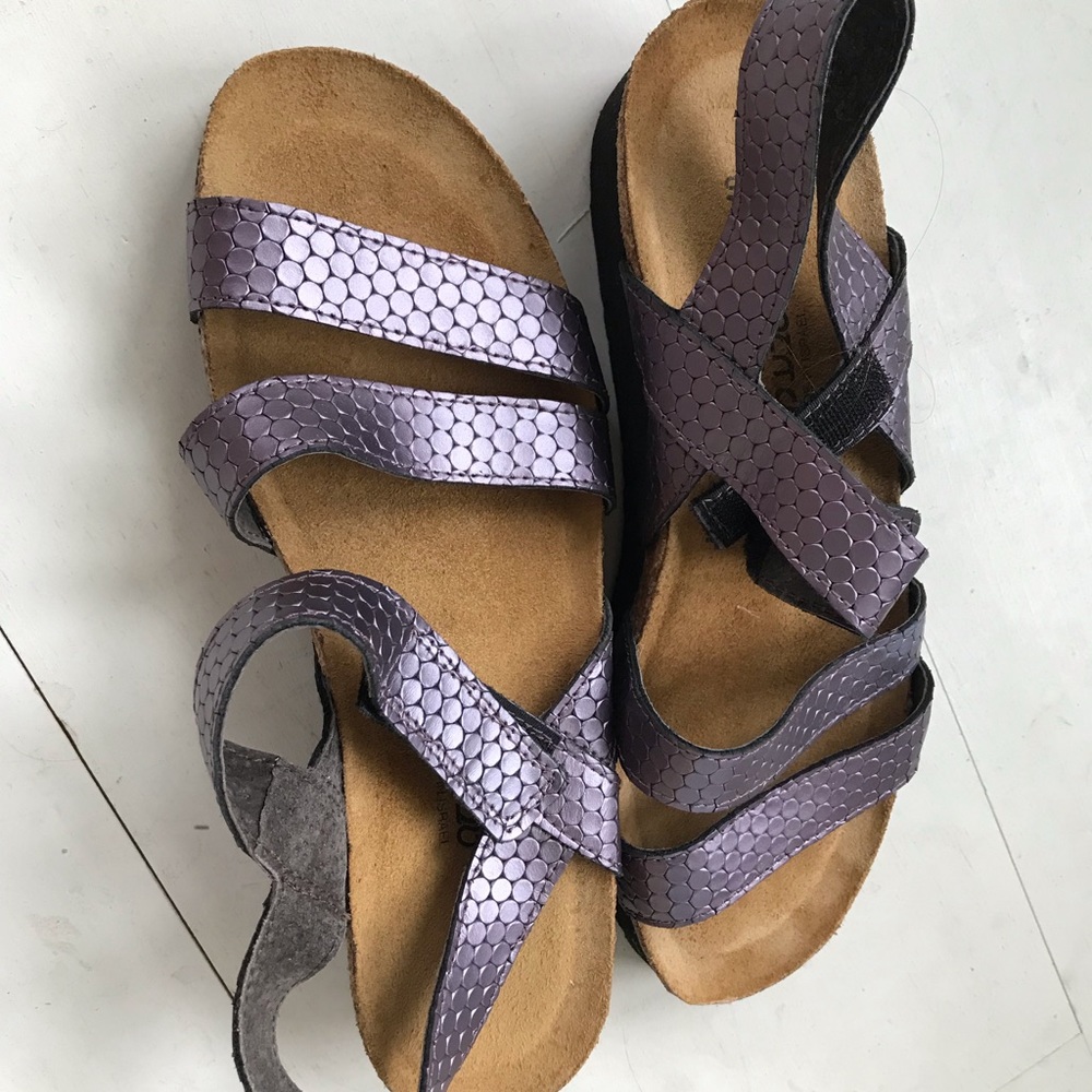 Naot leather sandals NBW